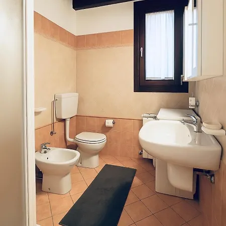 Piazza Castello アパート カンポガッリアーノ